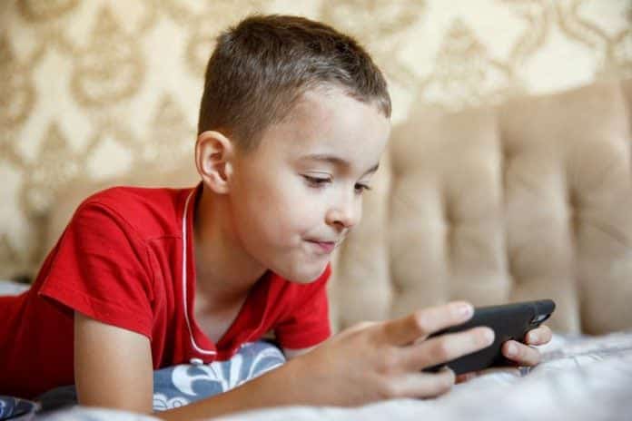 Aplicativo para controlar tempo de uso do celular dos filhos